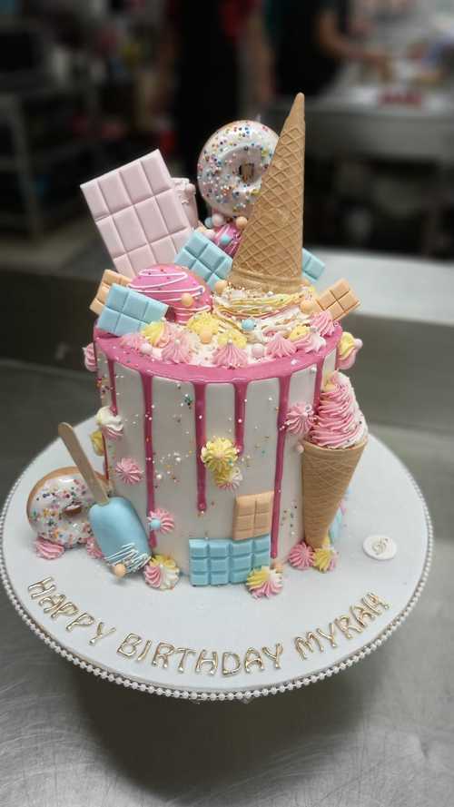 Queen-Theme-Birthday-Cake-Girls