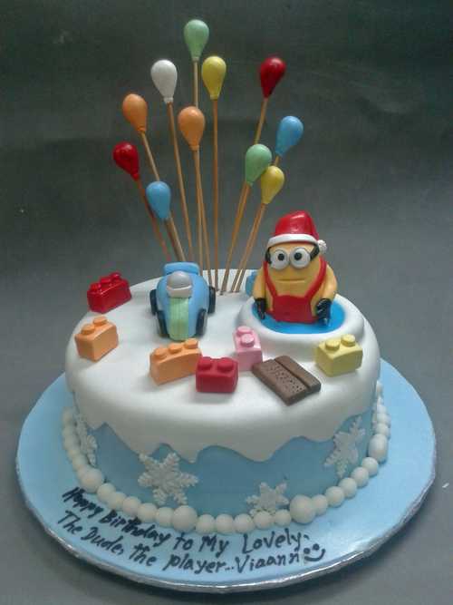 Minion-Theme-3D-Cake