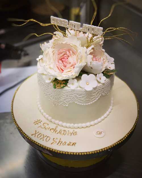 White Floral 3D Cake