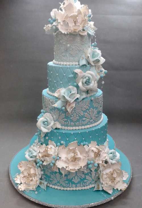 Luxury Anniversary Cake