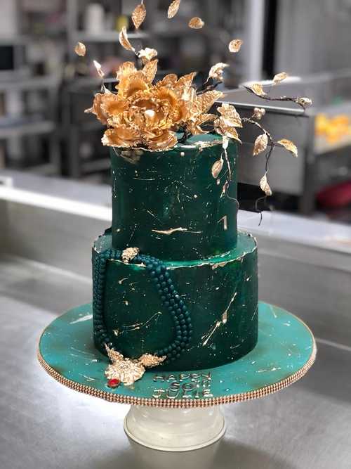 Multi-Tier-Floral-Cake-Online