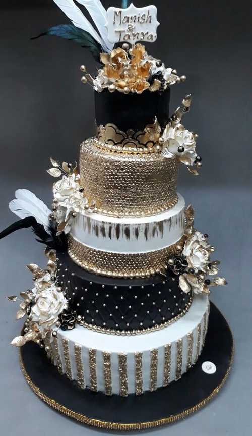 black-gold-luxury-custom-cake
