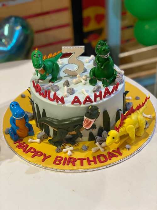 Animal-Water-Theme-Cake