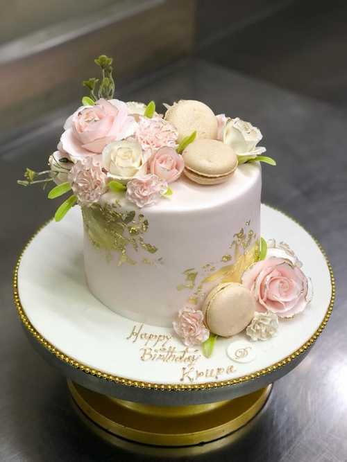 Flora-Art-Cake-For-45years-Celebration