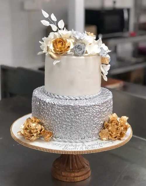 Custom-Wedding-Cake-Online