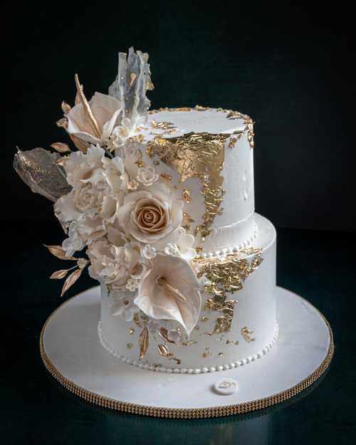 White 3D wedding Cake Mumbai